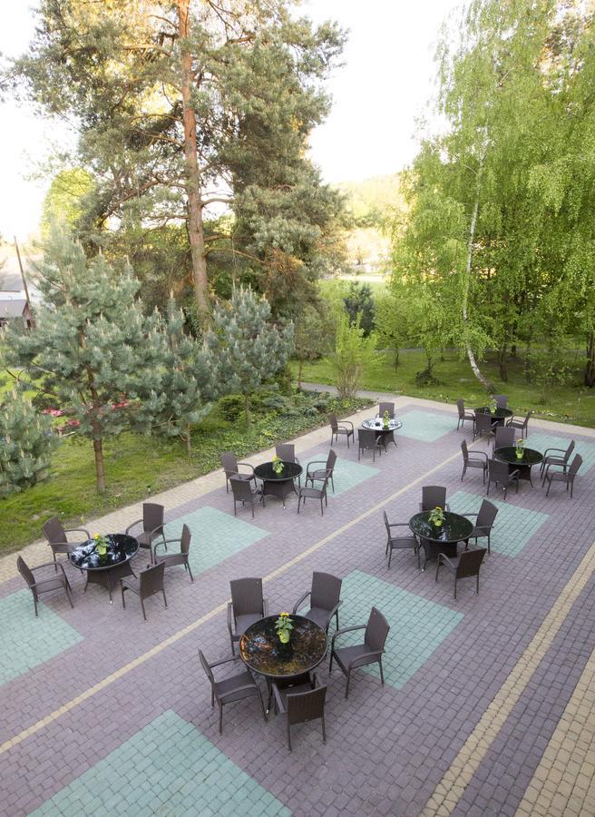 Hotel Ostoya Roztocze Szczebrzeszyn Exterior foto